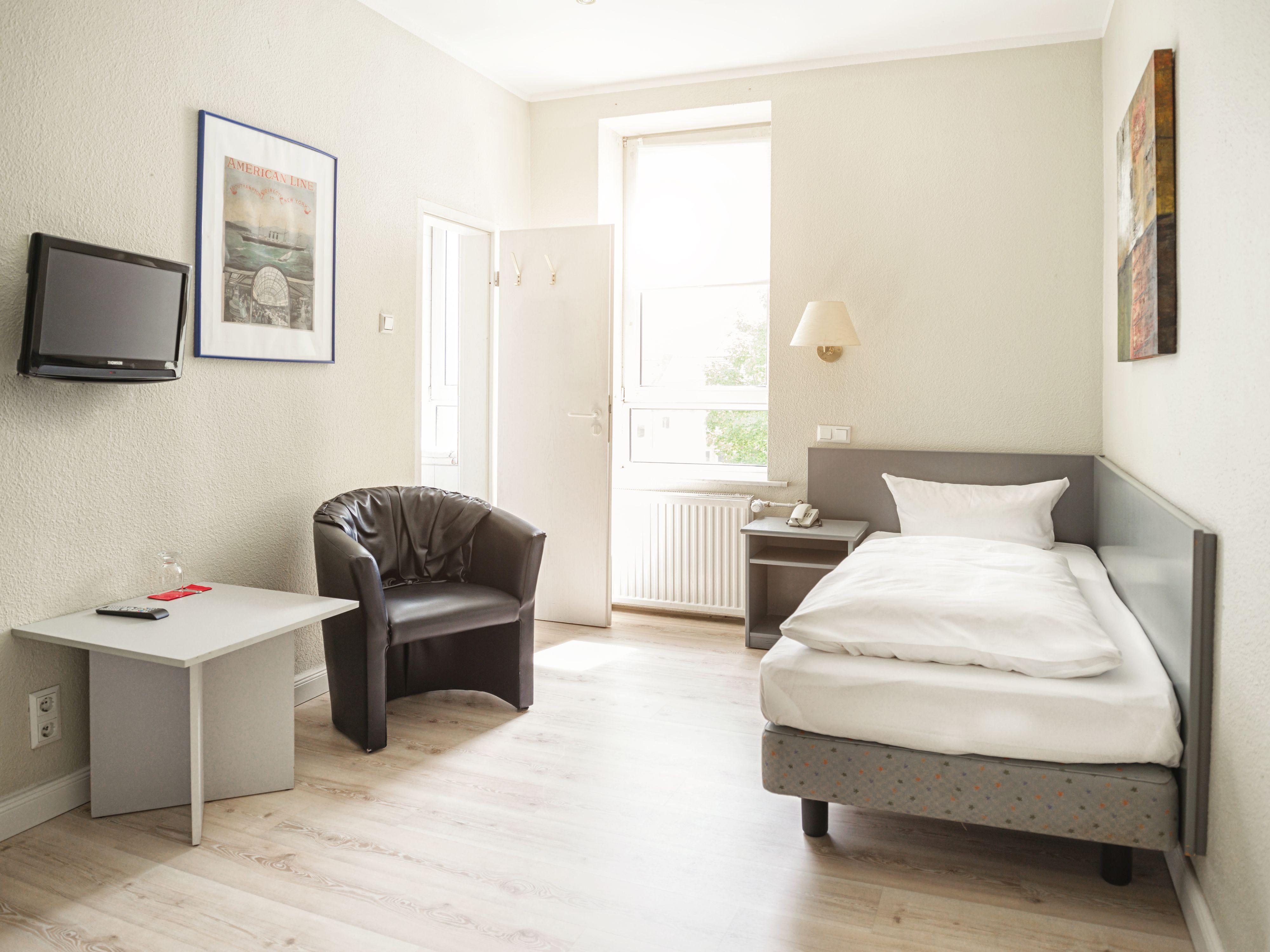 Hotel By Premiere Classe *